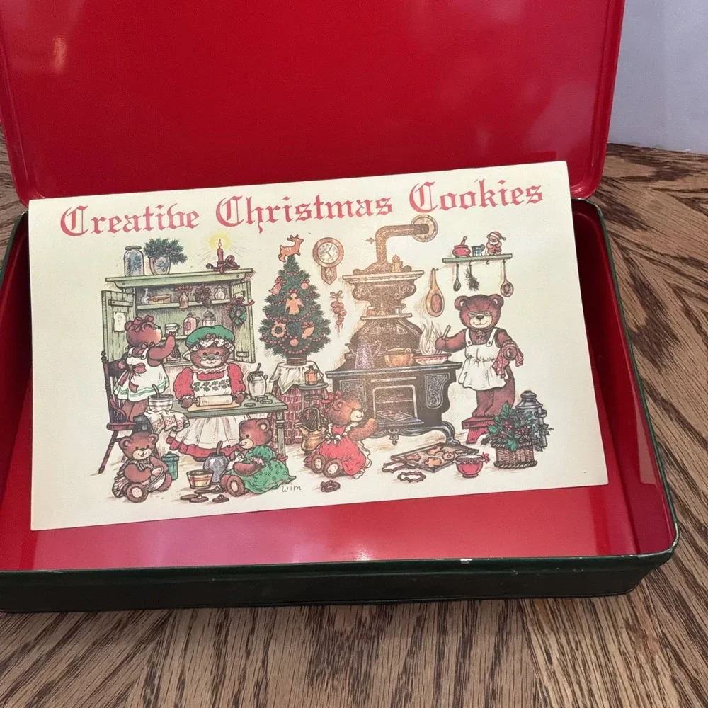 Cookies Cutters Potpourri Press Creative Christmas Cookie Kit Bear Tin‎ Vintage